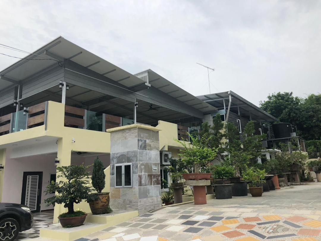 Bonsai Homestay Kluang - B17 Exterior photo